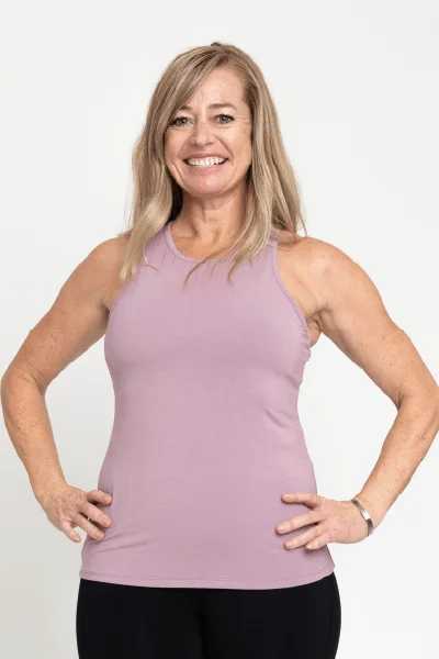 Katie Muscle Tank, Elderberry (Vie Active)