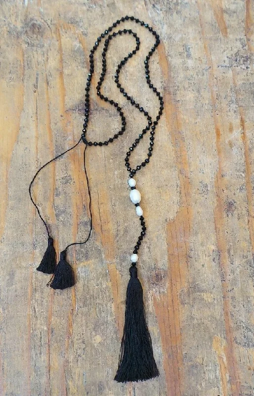 Crystal And Pearl Necklace With Tassels