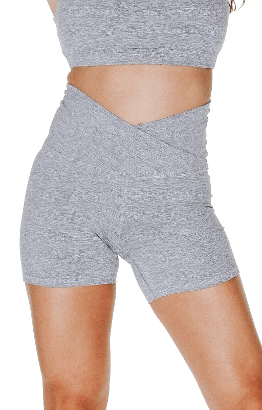 Movement Short in Silver Heather