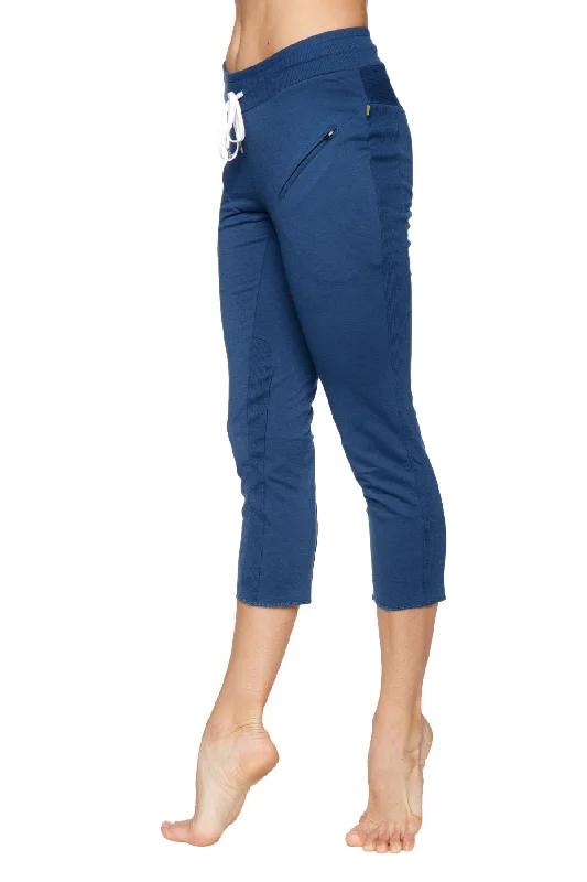 Women's 4/5 Length Zipper Pocket Capri Yoga Pant (Royal)