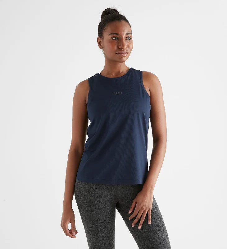 Women's Deltapeak® Micro Textured Tank